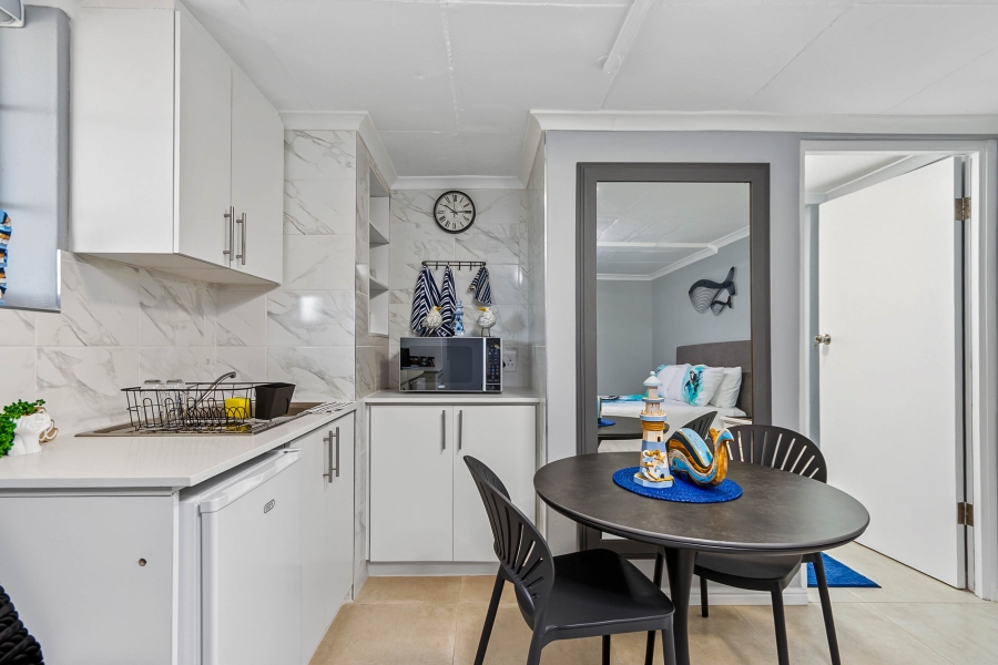 4 Bedroom Property for Sale in Gordons Bay Village Western Cape